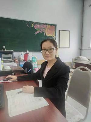 楊曉燕老師 深耕數(shù)據(jù)庫與計算機(jī)網(wǎng)絡(luò)服務(wù)的教育先鋒